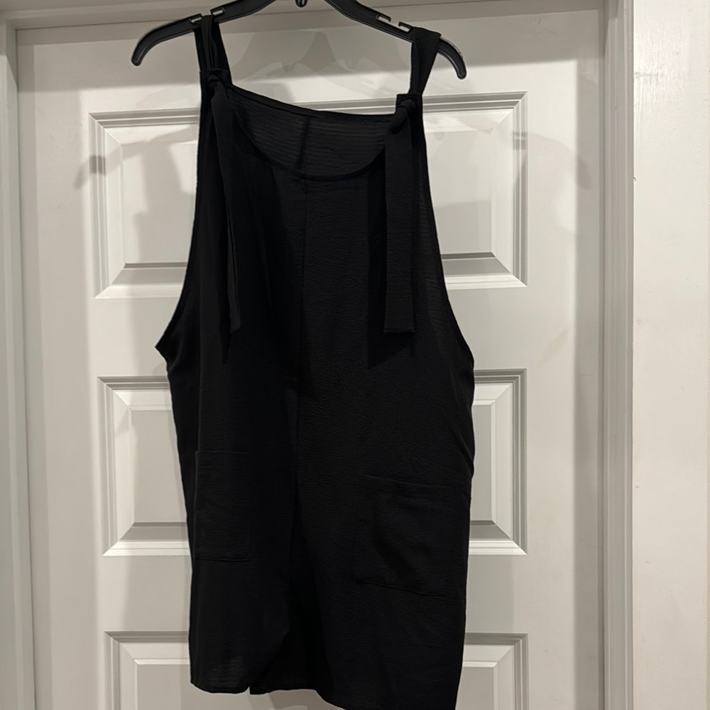 Black Sleeveless Jumpsuit